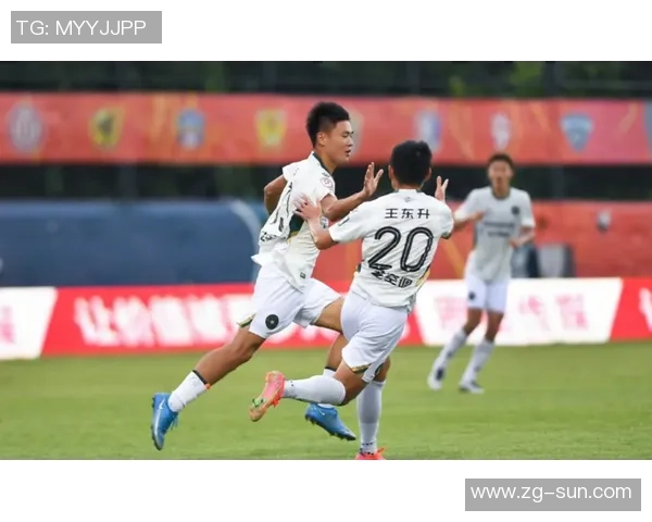 成都足球队积分榜领先66分展现强劲实力争夺冠军